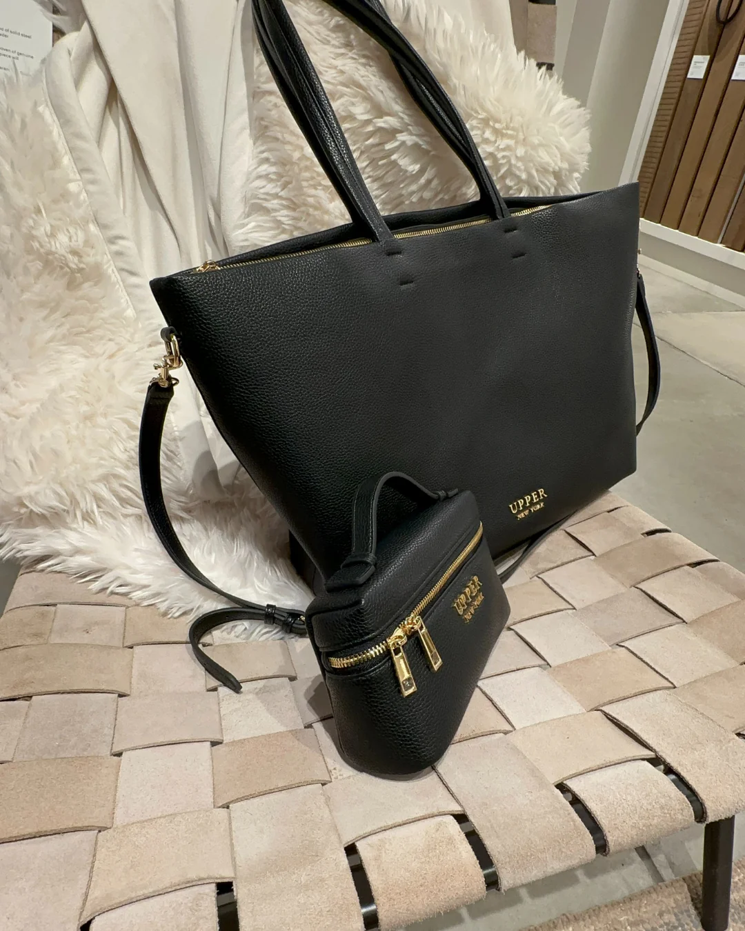 The Minimalist Tote Bag for Work & Travel - Image 15